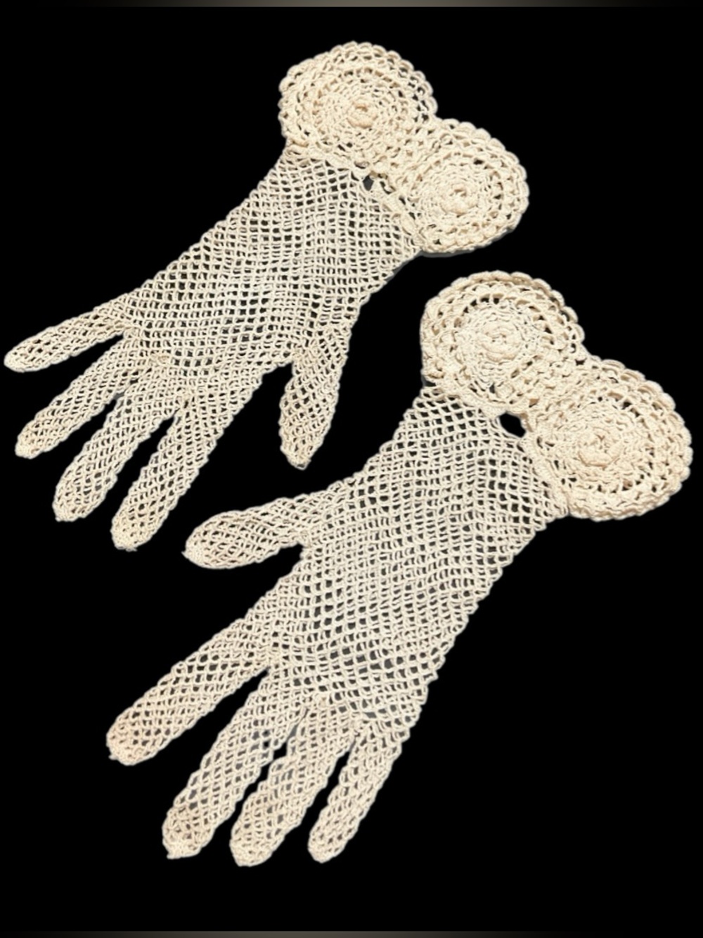 Gauntlet Style Fishnet & Flowers Crochet Ladies Gloves